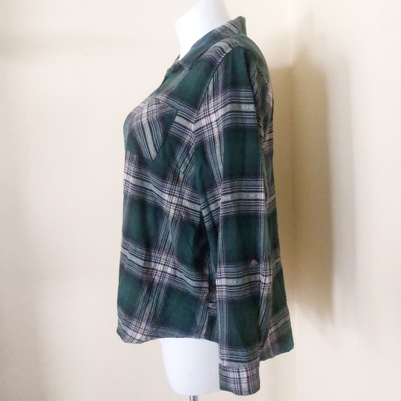 Dressbarn Plus Size 2X Dark Green Gold Plaid Long Sleeve Button Up Flannel Top - Picture 5 of 10